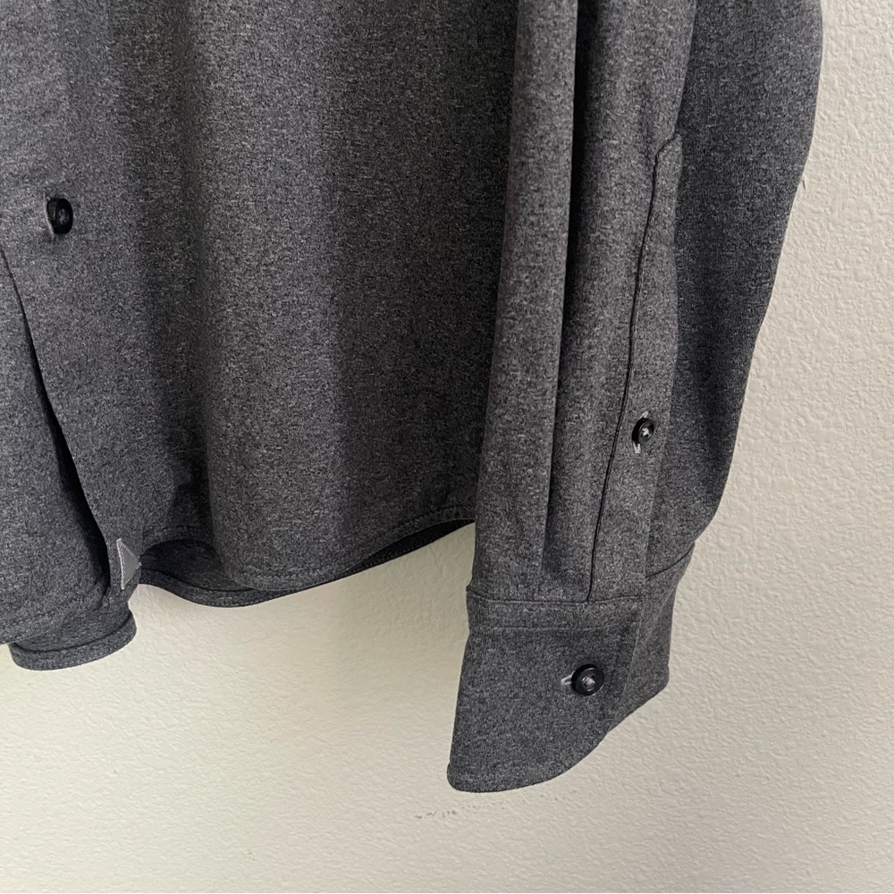 Untuckit Stretch Polyester / Elastane Performance… - image 4